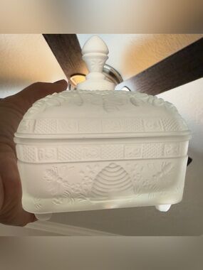 Bee Box. Frosted Glass Trinket Box with Beehive Motif